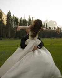 Khi Yêu Hóa Thành Tàn Tro