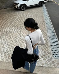 Từ Một Bác Sĩ, Ta Trọng Sinh Thành Nữ Quân Y Biên Quan