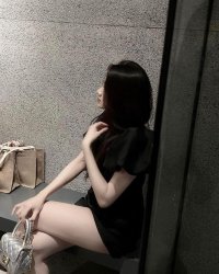 Năm Năm Chờ Ngày Sụp Đổ