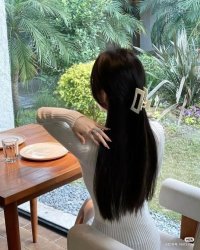 Bạn Trai Online Là Nam Thần Trường