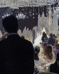 Quỷ Thiềm Nhả Vàng