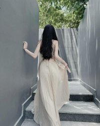 Công Ty Thưởng Tết Bằng 50 Thùng Cherry