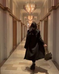 Chong Chóng Tre Mang Bí Mật Của Cận Thiếu