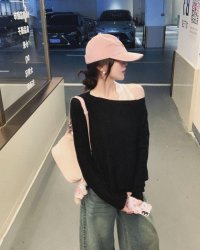 Tôi Đeo Vàng, Anh Hất Bàn