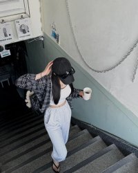 Ly Hôn 7 Năm, Gặp Lại Trên App Giao Đồ Ăn