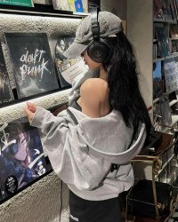 Trở Thành Vợ Mẫu Mực Sau Ly Hôn