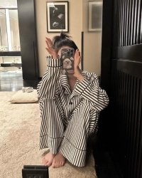 Ai Đang Sống Cuộc Đời Của Tôi