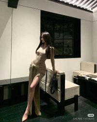 Ai Là Gà, Ai Là Thóc Còn Chưa Biết Đâu