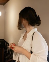 Người Em Họ Tôi Chưa Từng Có