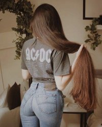 Cái Giá Phải Trả Của Một Sự Thiên Vị