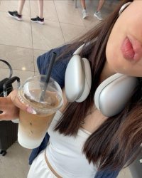 Con Là Ánh Nắng Sau Những Ngày Tối Nhất Của Mẹ