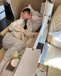 Sự Chờ Đợi Chỉ Là Vô Nghĩa