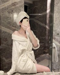 Xuân Nhiễm Nịnh Thần