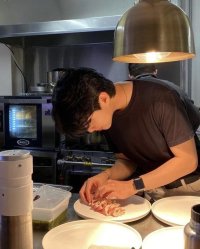 Đi Tìm Tóc Vàng, Ai Ngờ Nhặt Trúng Phản Diện