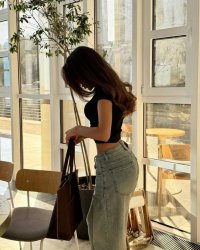 Mù Mặt Nhưng Không Mù Tình