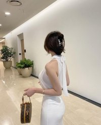 Bị Sỉ Nhục Trong Tiệc Cuối Năm, Tôi Bán Sạch 300 Triệu Cổ Phần