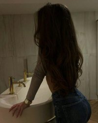 Mẹ Chồng Nàng Dâu Cùng Nhau Bỏ Chồng