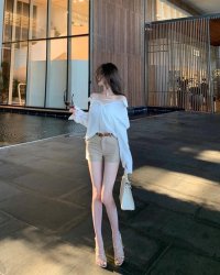 Gặp Chị Dâu Ăn Vạ, Tôi Lật Bàn