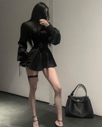 Chúng Ta Ly Hôn Đi, Anh Quá Dễ Dãi