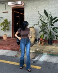 Ranh Giới Của Mẹ Là Cánh Cửa Nhà Con