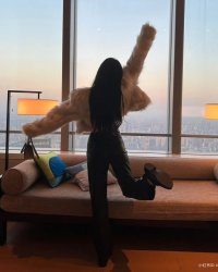 Tôi Và Con Trai Cùng Nổi Tiếng Trong Show Kinh Dị