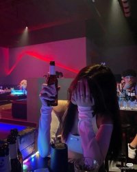 Tôi Không Phải Cây Liễu Cô Độc