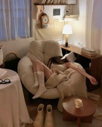 Lục Trì, Anh Tự Tin Quá Rồi Đấy