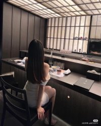 Sự Trao Đổi Định Mệnh Giữa Hai Chị Em