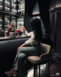 Chồng Ngoại Tình Ép Tôi Ra Đi Tay Trắng