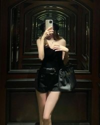 Cô Bạn Gái Trà Xanh Não Tàn Của Em Trai Tôi