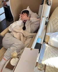 Đêm Tân Hôn Không Thể Nói Thành Lời