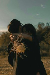 Chồng Mật Mờ Với Nữ Cấp Dưới