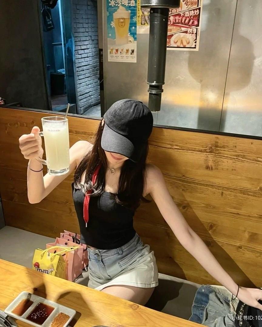 Vạch Mặt Gia Đình Thiên Kim Thật