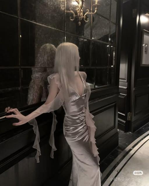 Phát Hiện Chồng Là Tra Nam Qua Di Vật Của Mẹ Chồng