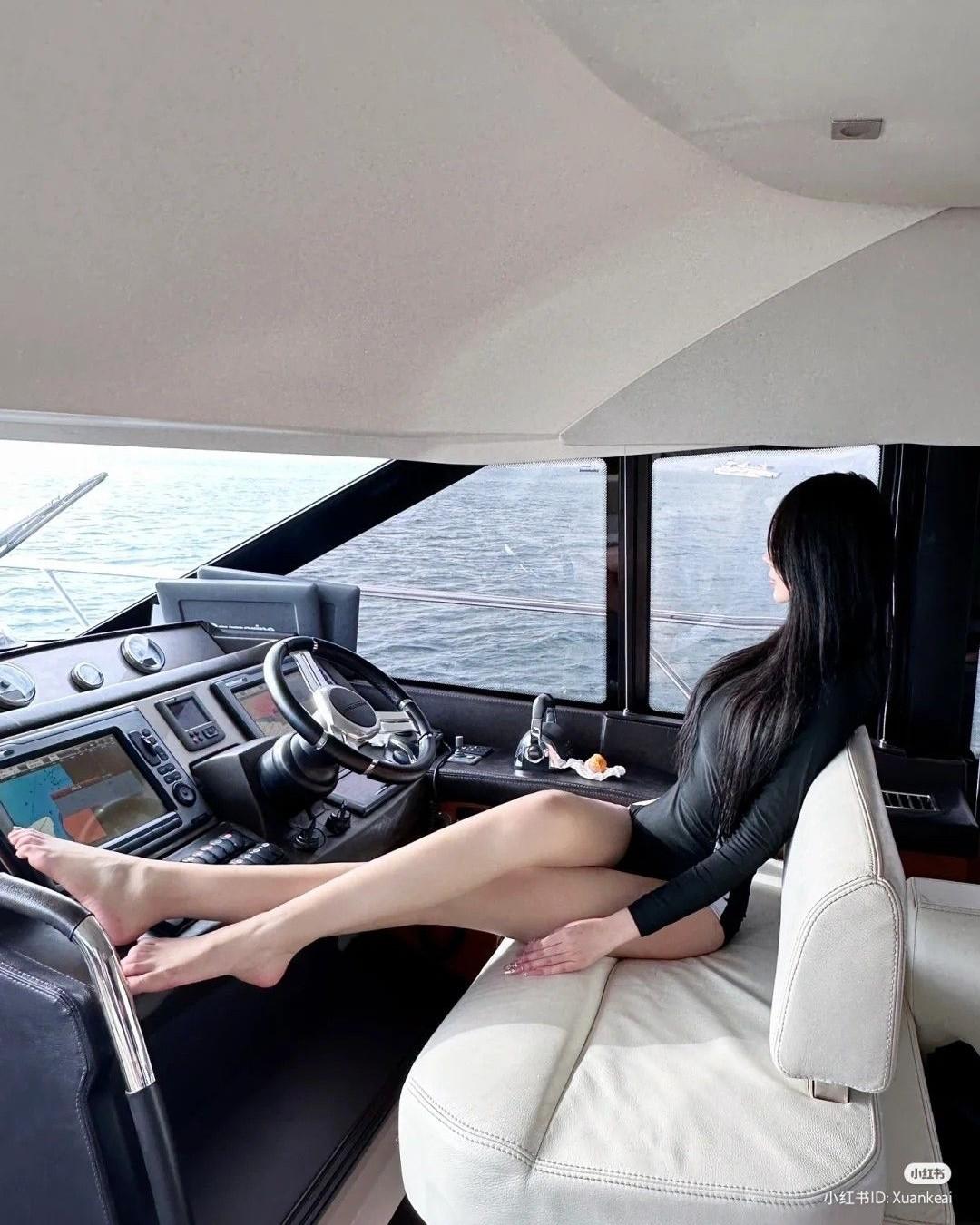 Mùi Hương Bí Ẩn