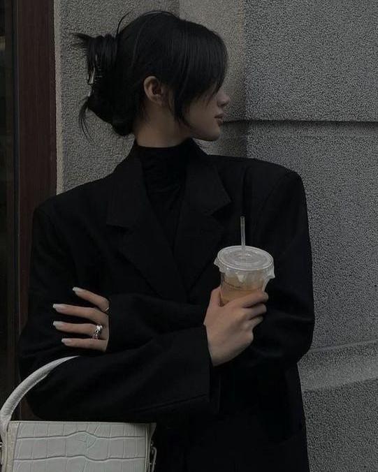 Khi Siêu Thị Trở Về Không Còn