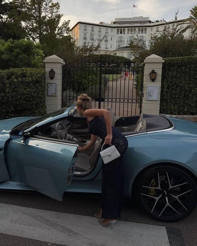 Sống Lại Để Tranh Giành Tình Yêu