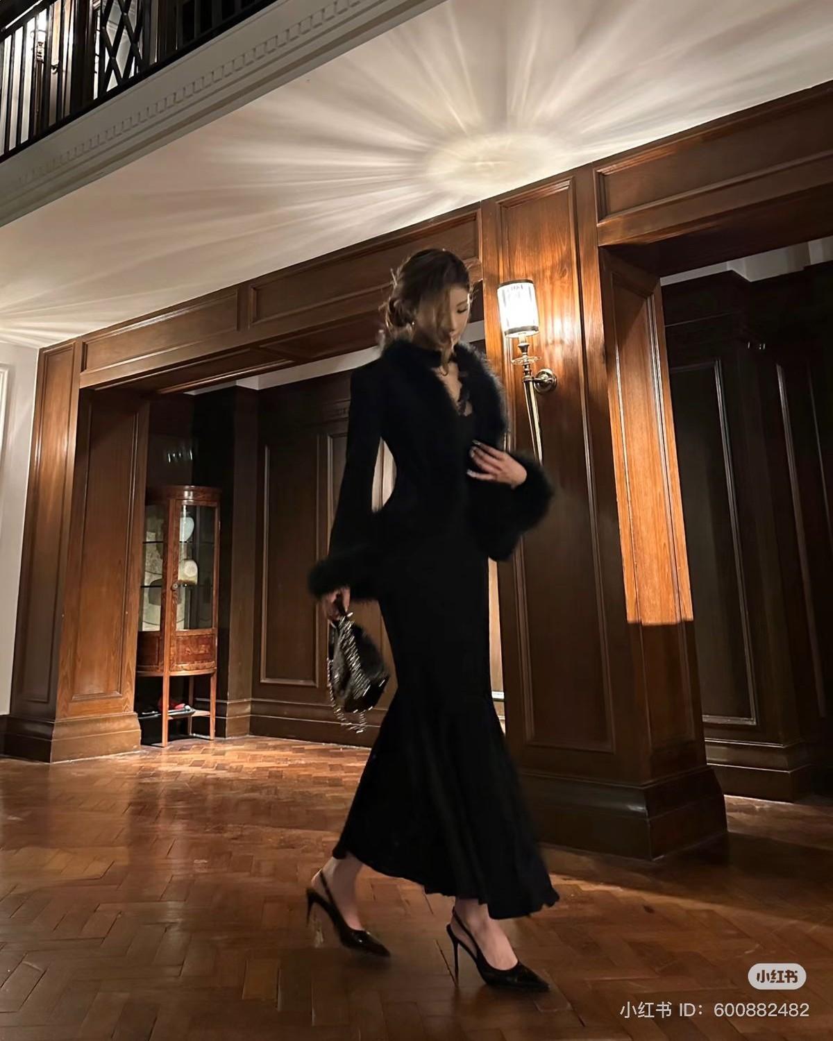 Bí Mật Đằng Sau Chiếc Vòng Tay