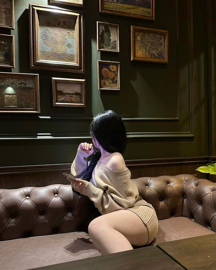 Kẹo Ngọt Và Nỗi Đau