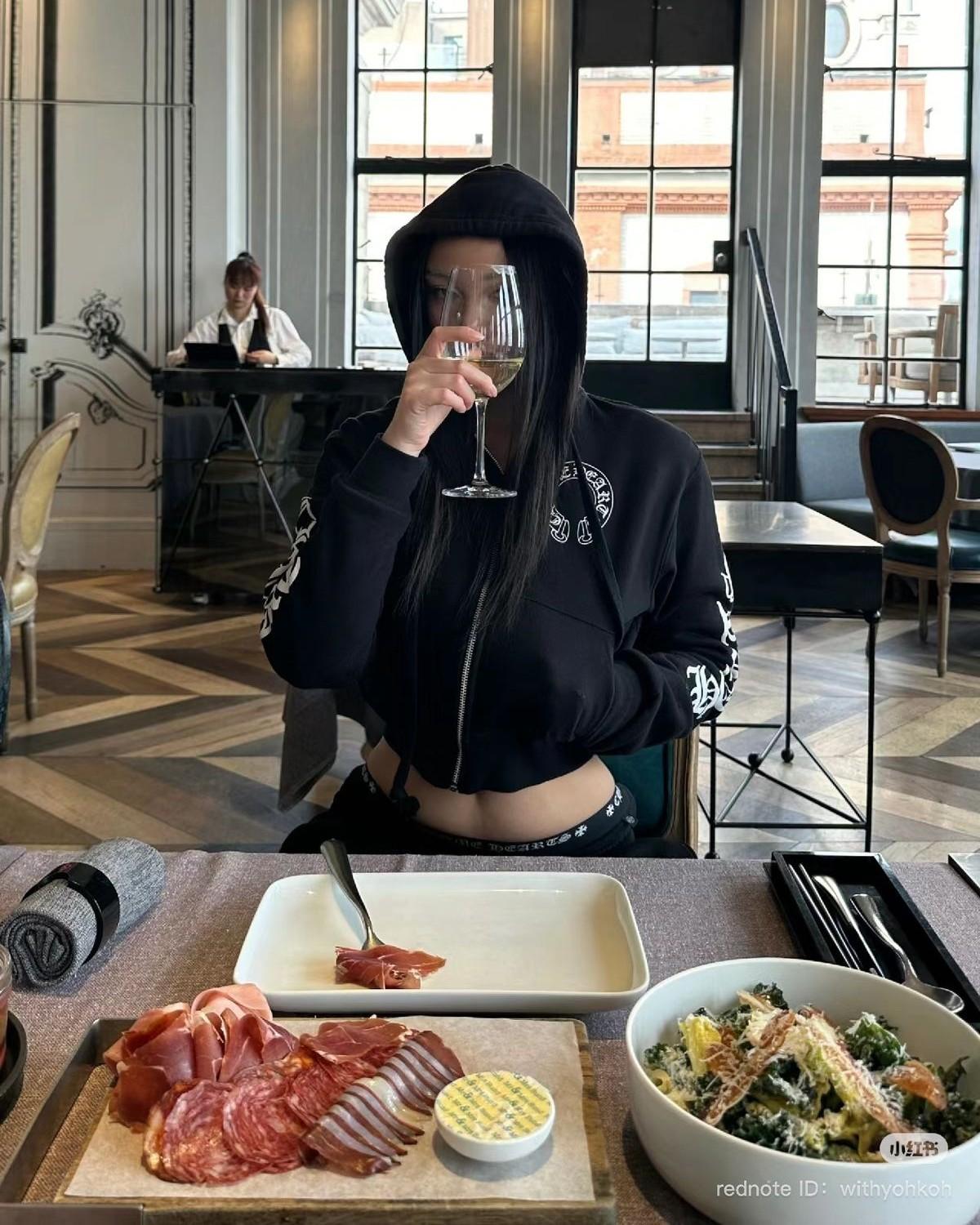 Mối Tình Câm Lặng