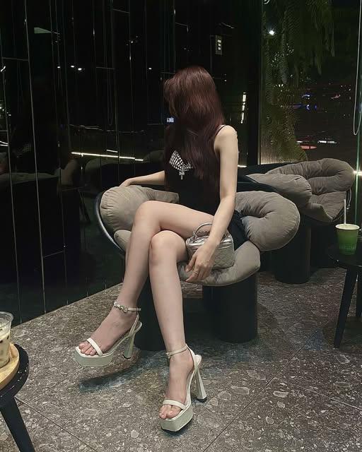 Mảng Vảy Bí Ẩn