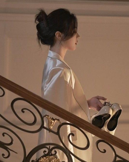 Nỗi Lòng Của Chủ Mẫu