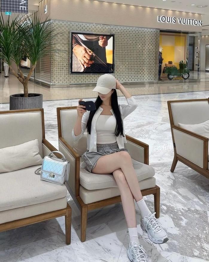 Sư Huynh Ta Có Chút Không Đúng