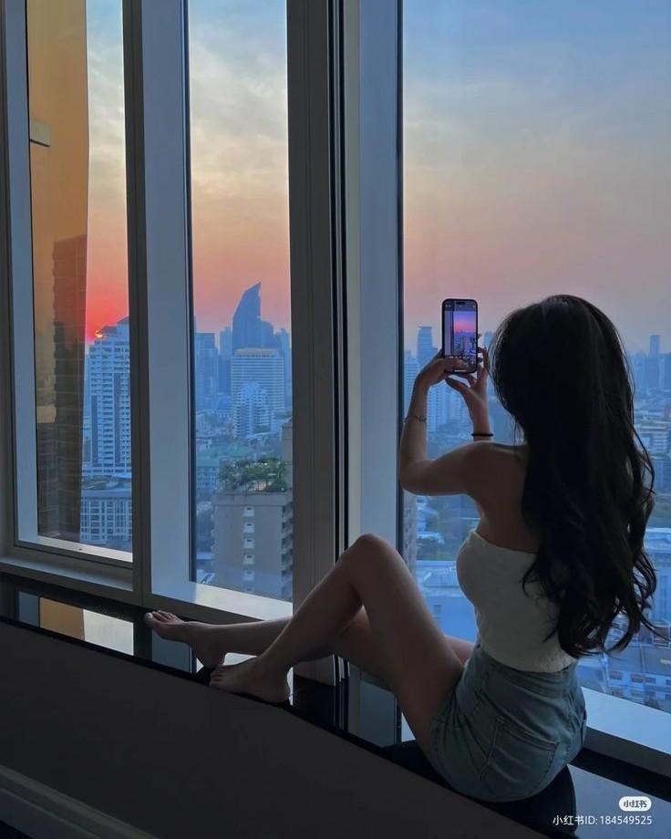 Trở Về Báo Thù: Em Gái Giả Thế Chân, Anh Trai Bán Đứng