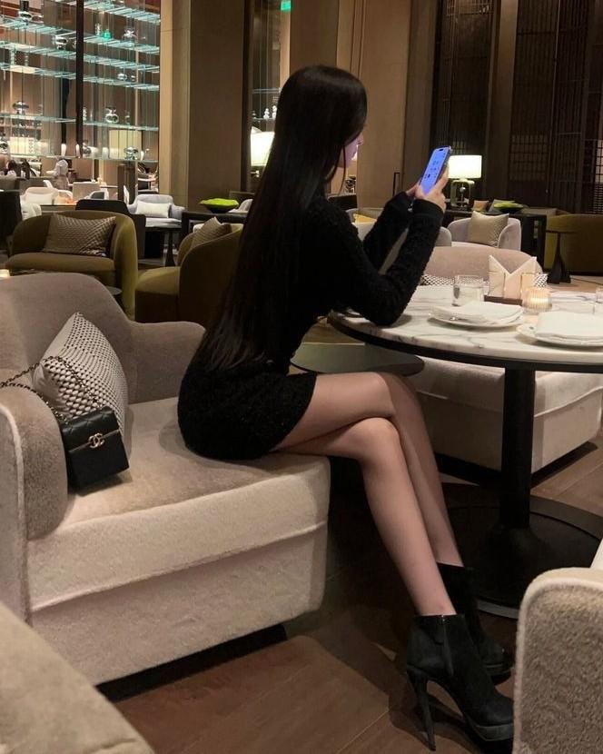 Người Ngủ Thử Hung Trạch