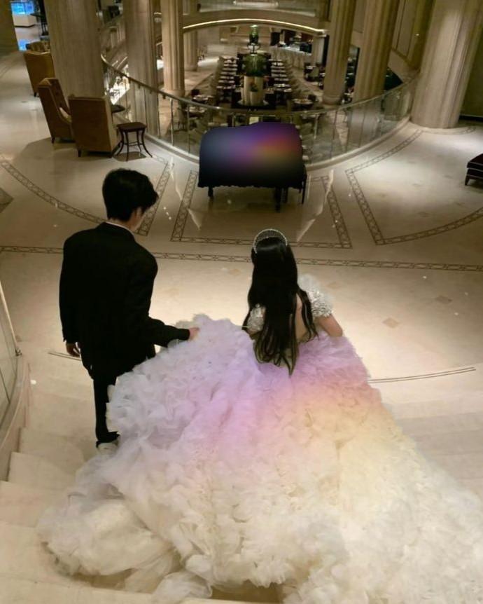 Tống Phu Nhập Quân Tháp