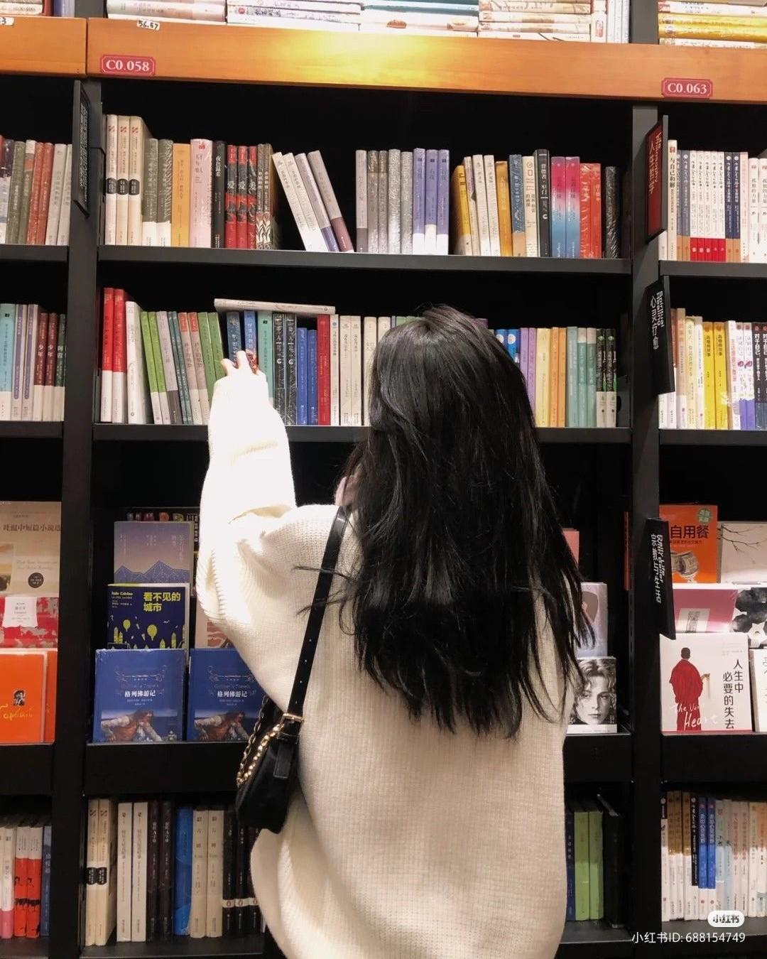 Sống Lại Nhiều Lần Trong Cuộc Điều Tra Kỳ Quái