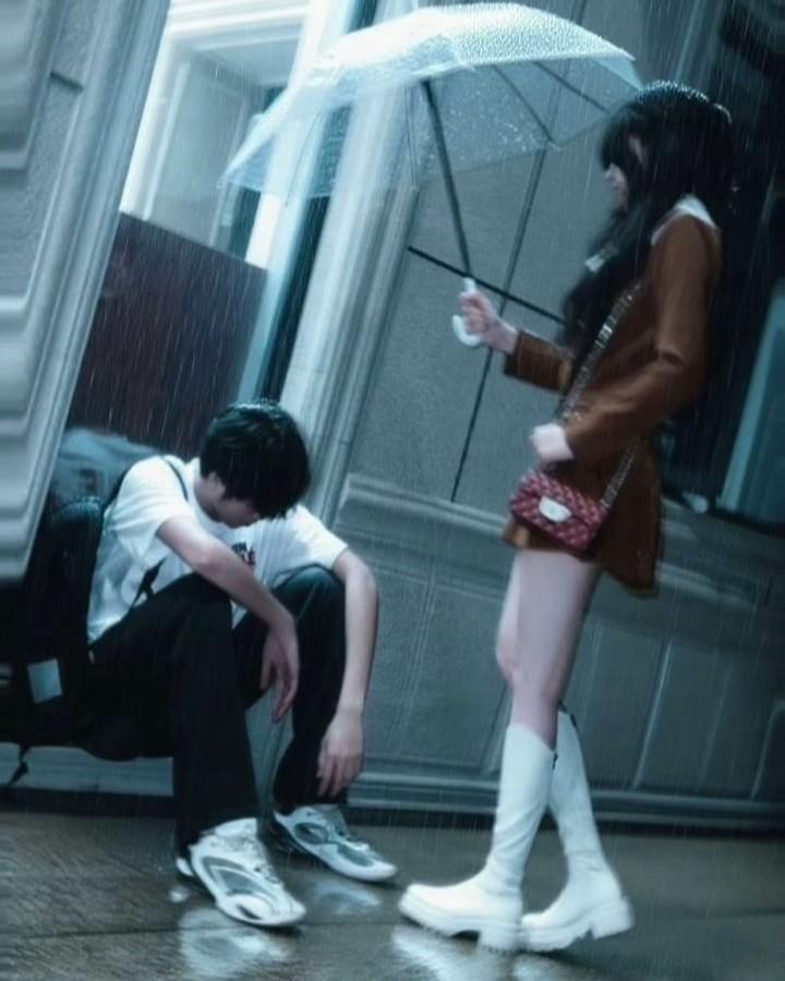 Người Dưng Chung Một Mái Nhà