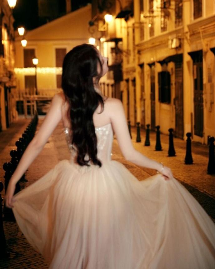 Đừng Trách Thế Gian Ác