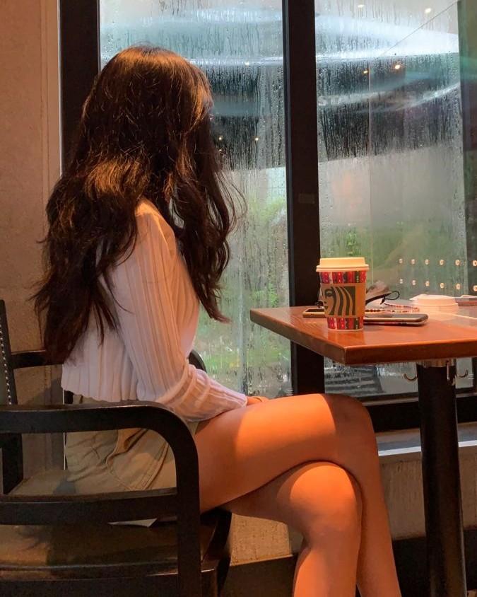 Bạch Liên Nữ Chủ Sập Nhà Rồi